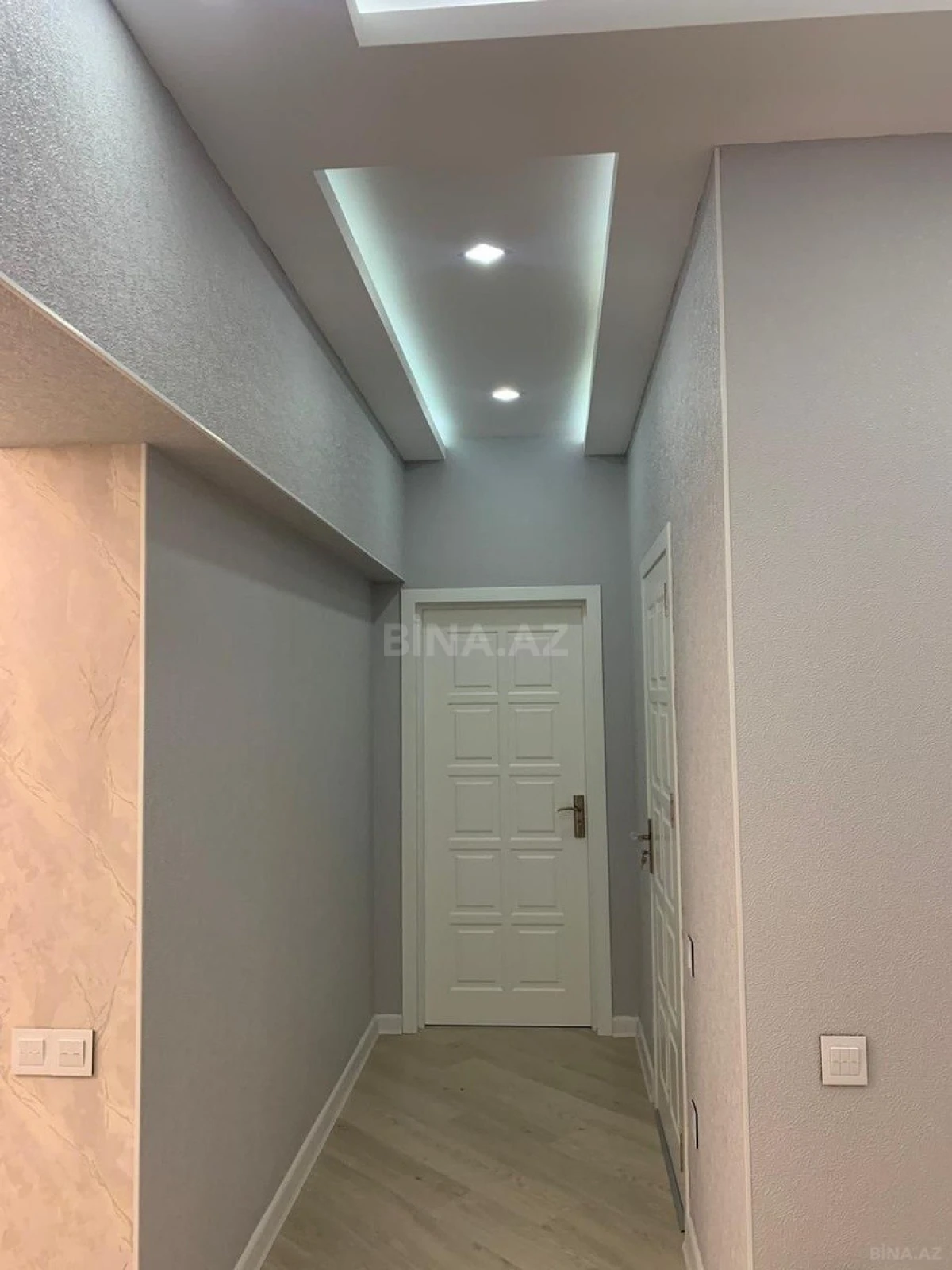 Kirayə verilir 4 otaqlı mənzil 150 m²