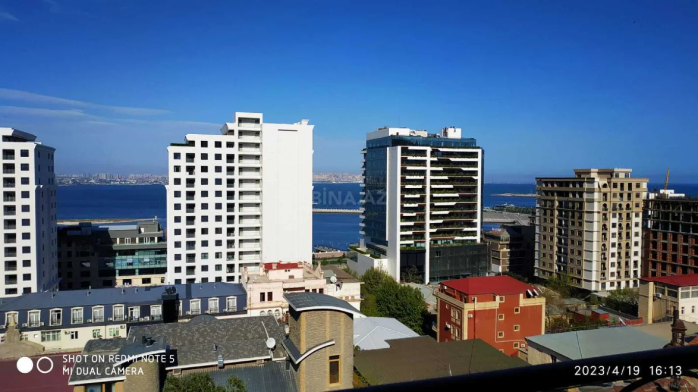 Satılır 3 otaqlı mənzil 80 m²