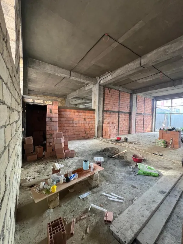 Kirayə verilir obyekt 110 m²