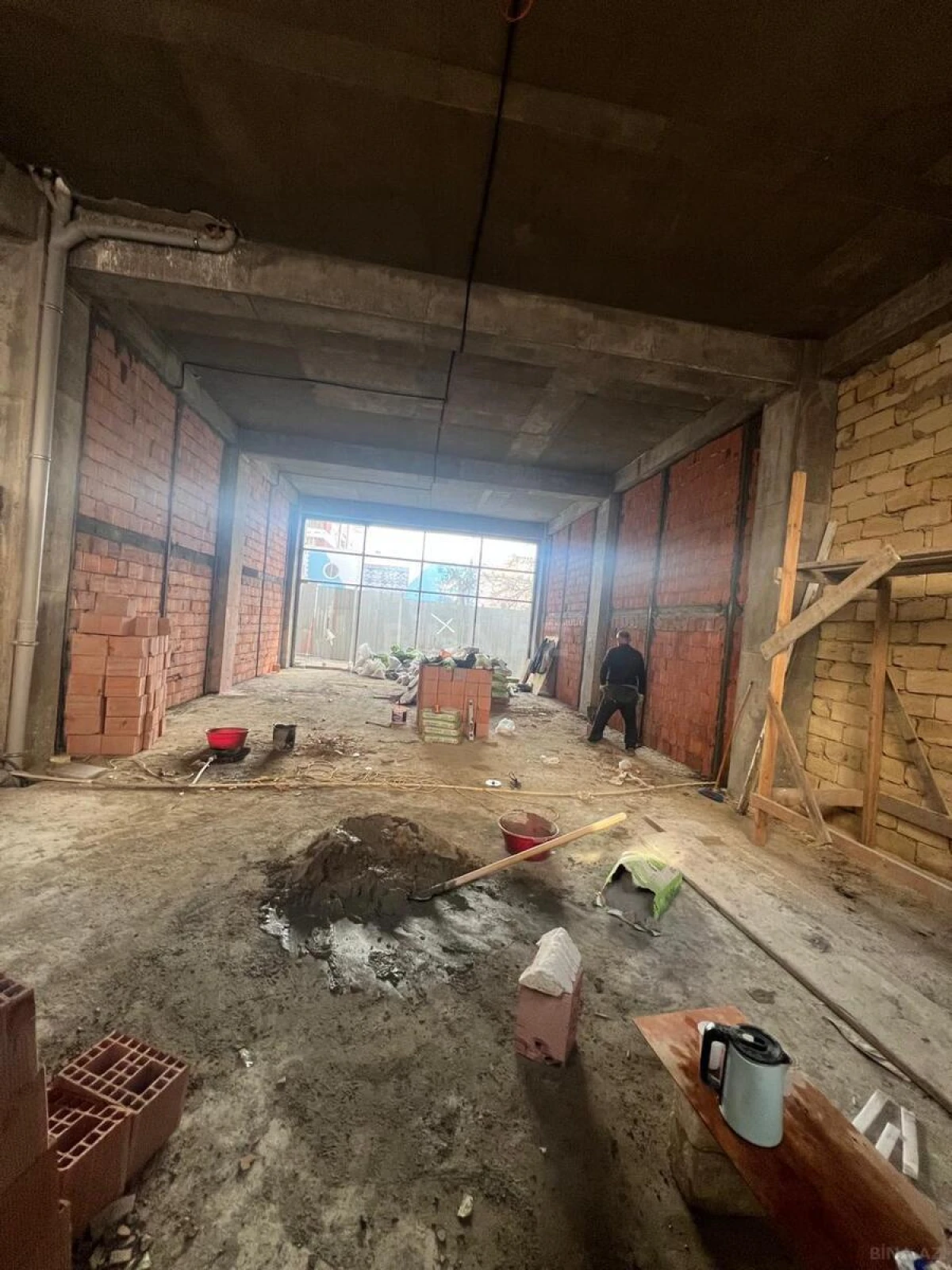 Kirayə verilir obyekt 110 m²