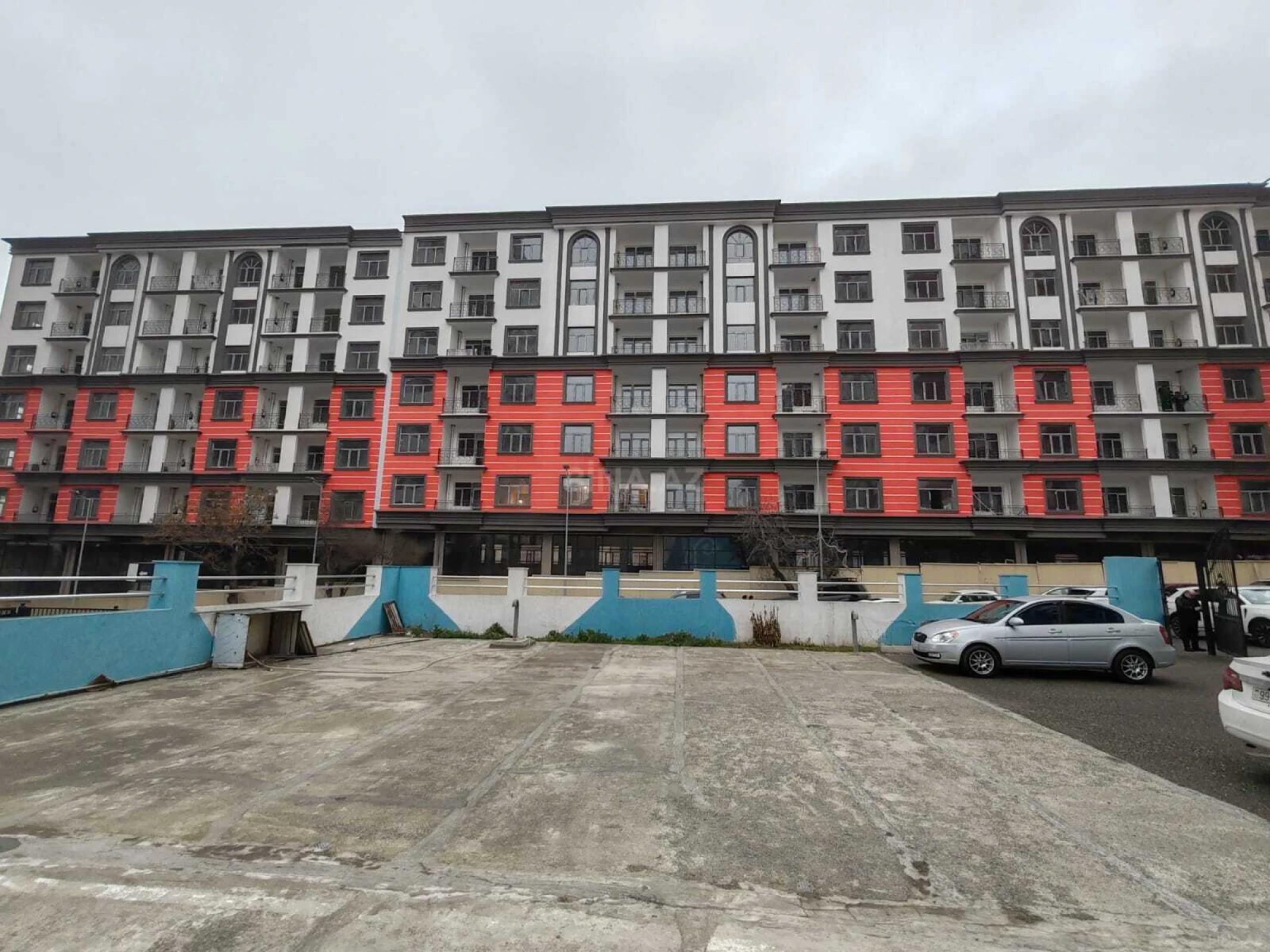 Kirayə verilir obyekt 110 m²