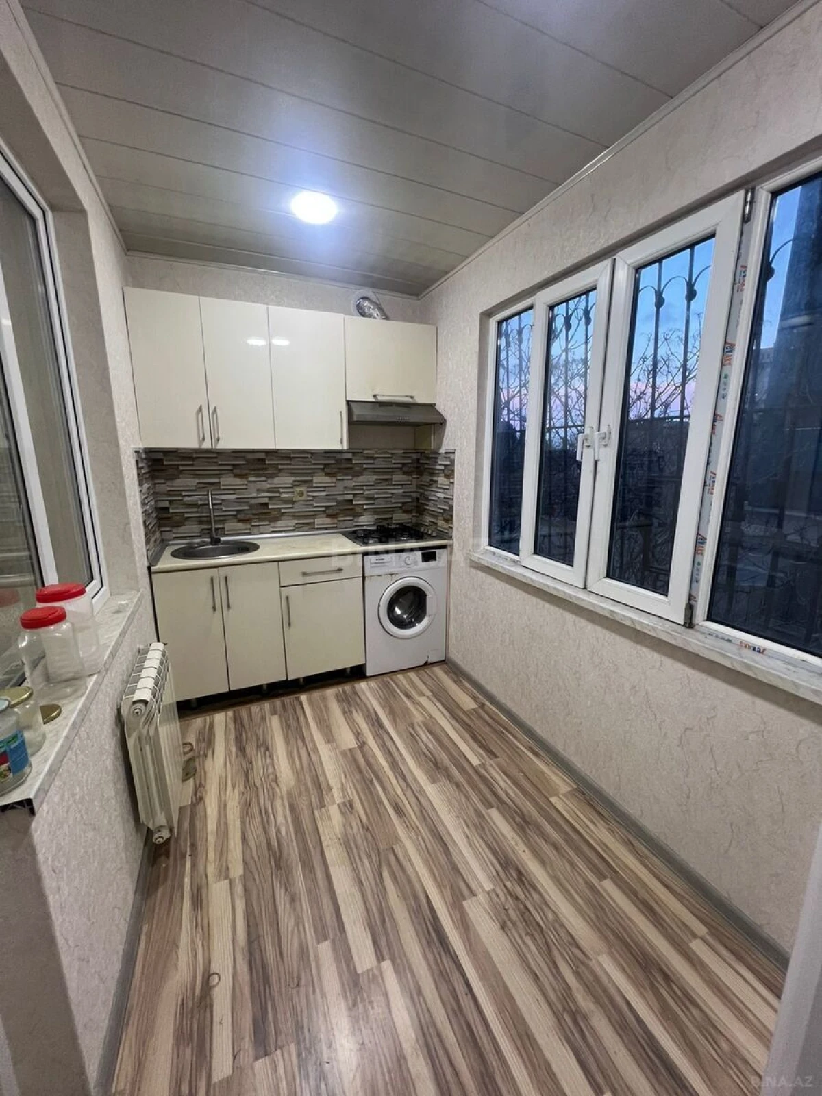 Satılır 2 otaqlı mənzil 45 m²