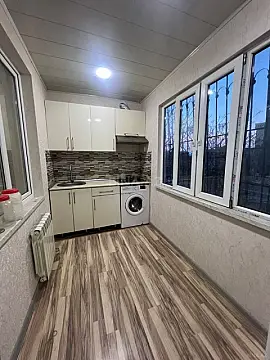 Satılır 2 otaqlı mənzil 45 m²