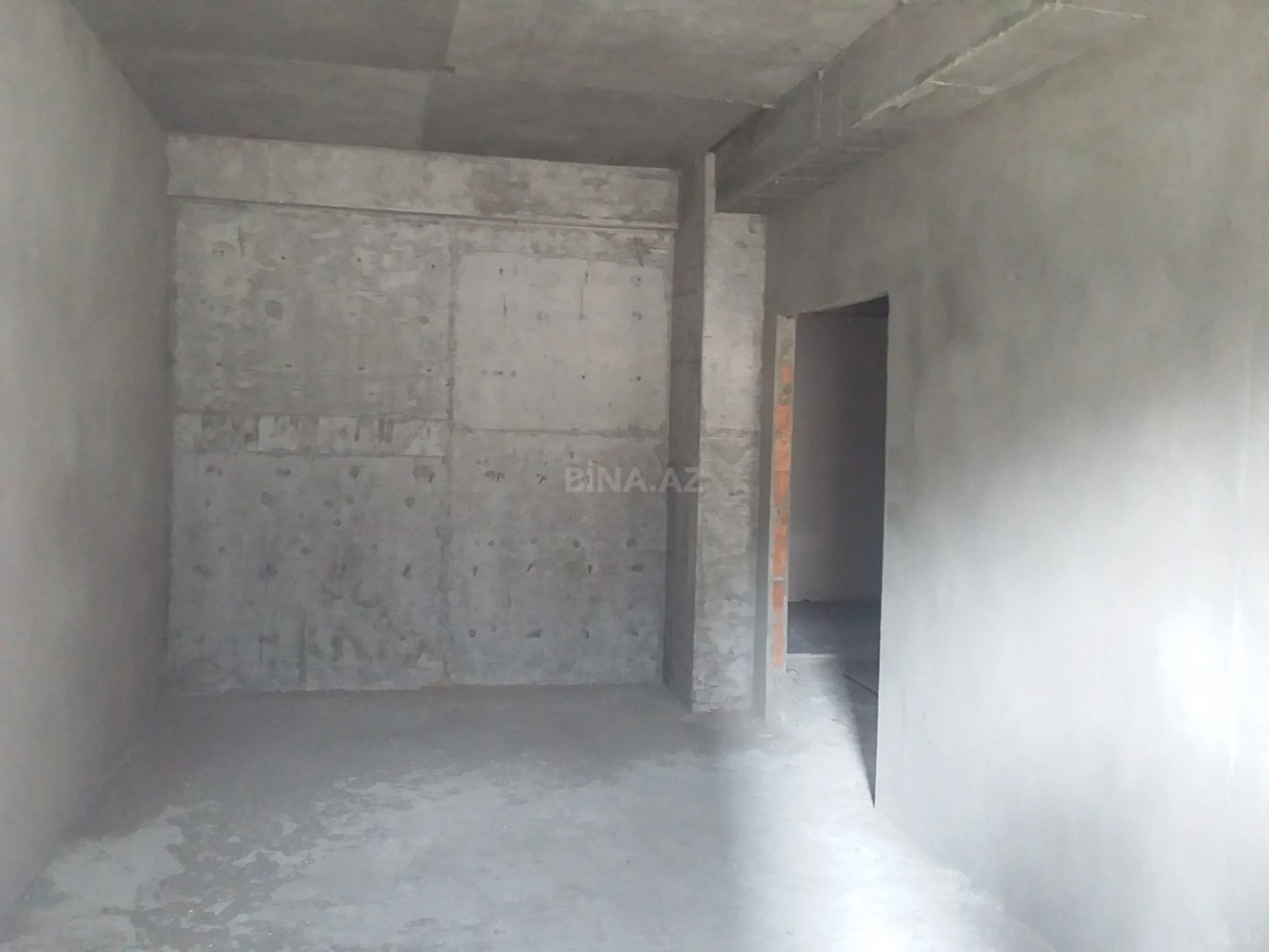 Satılır 3 otaqlı mənzil 114 m²