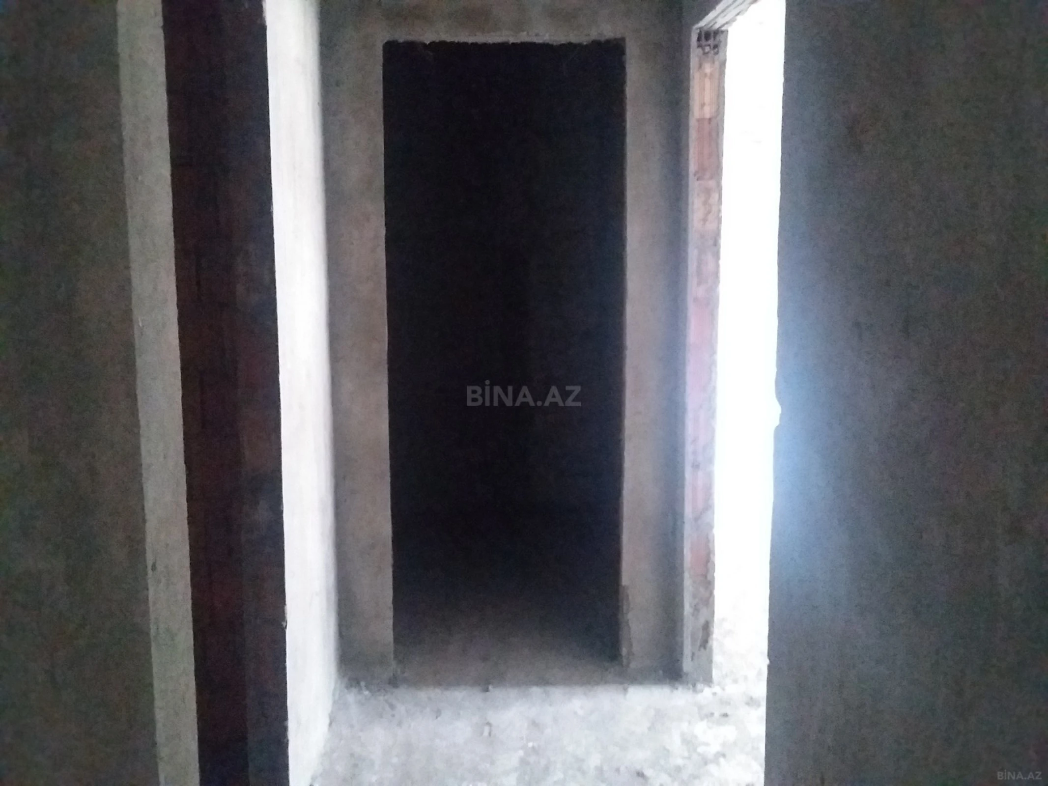 Satılır 3 otaqlı mənzil 114 m²