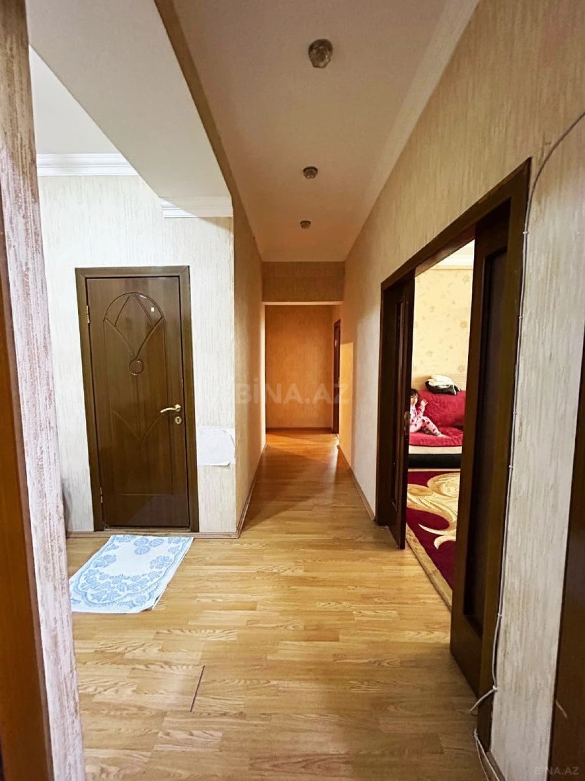 Satılır 3 otaqlı mənzil 108 m²