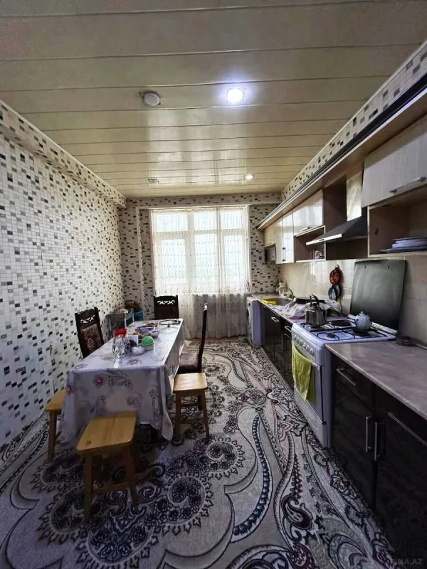 Satılır 3 otaqlı mənzil 108 m²