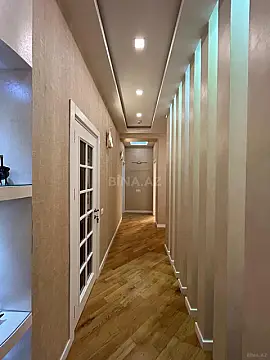 Satılır 3 otaqlı mənzil 130 m²