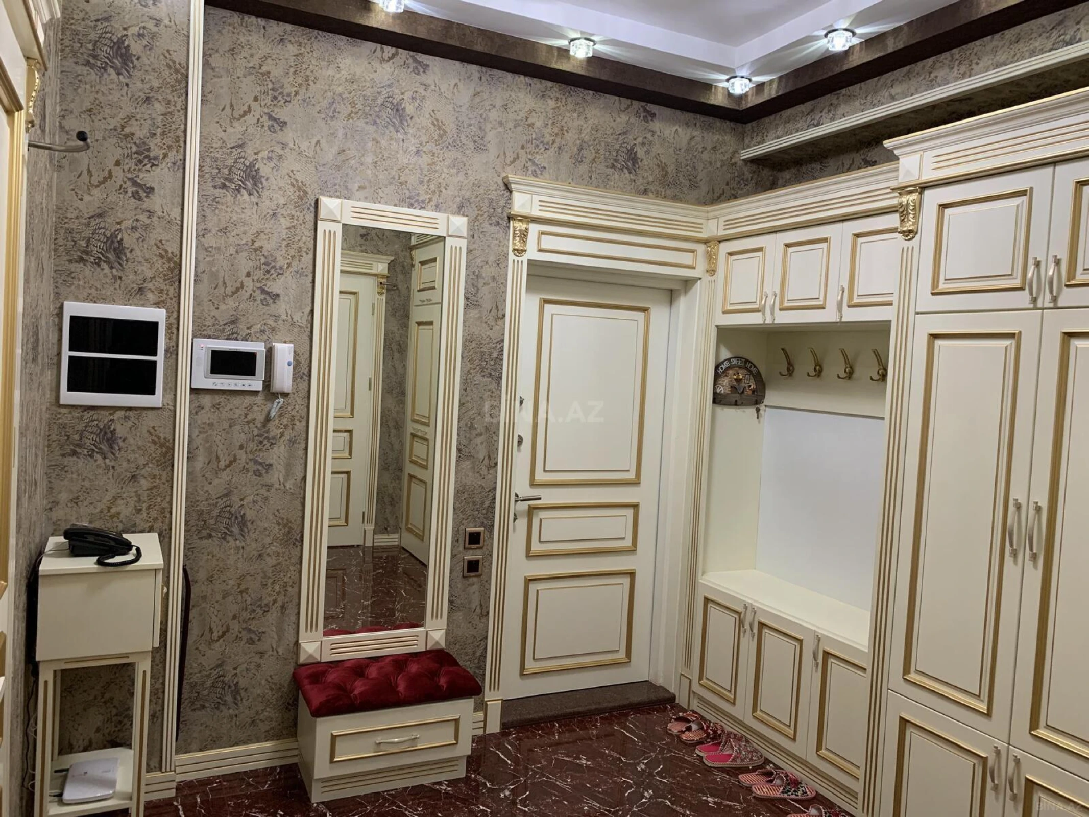 Kirayə verilir 2 otaqlı mənzil 55 m²