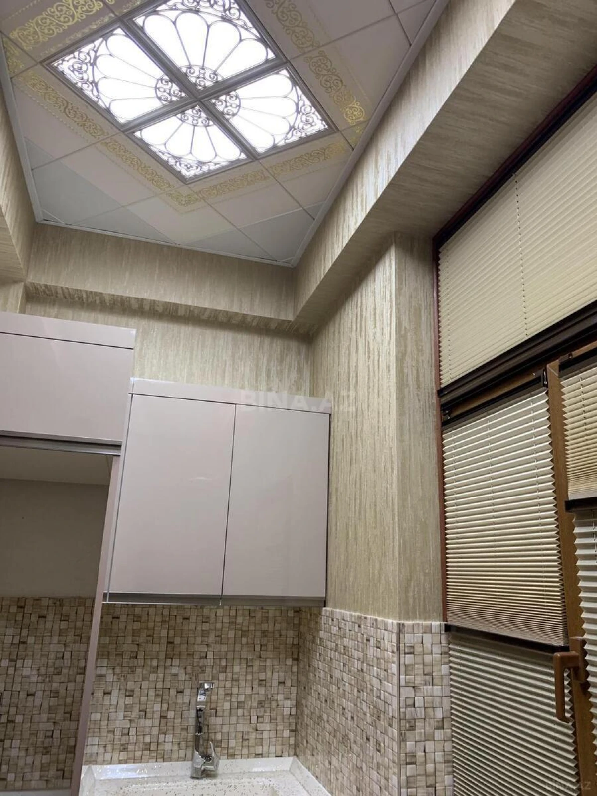 Kirayə verilir 2 otaqlı mənzil 55 m²