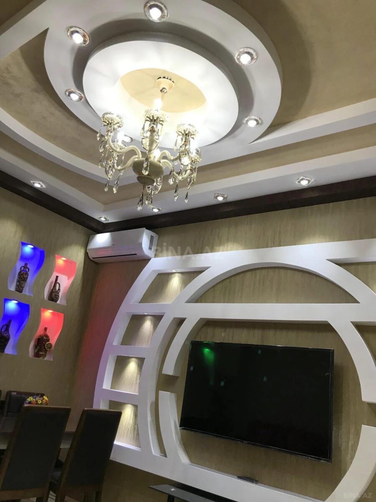 Kirayə verilir 2 otaqlı mənzil 55 m²