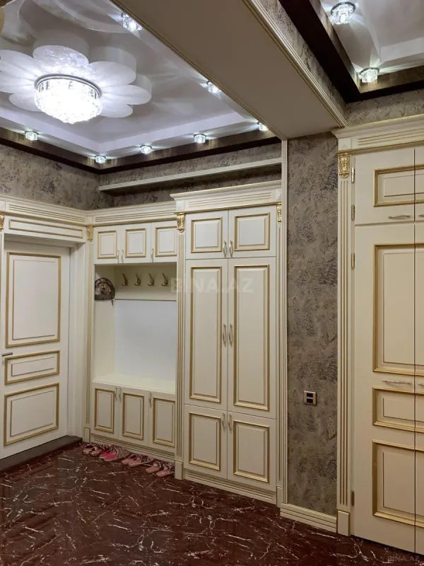 Kirayə verilir 2 otaqlı mənzil 55 m²