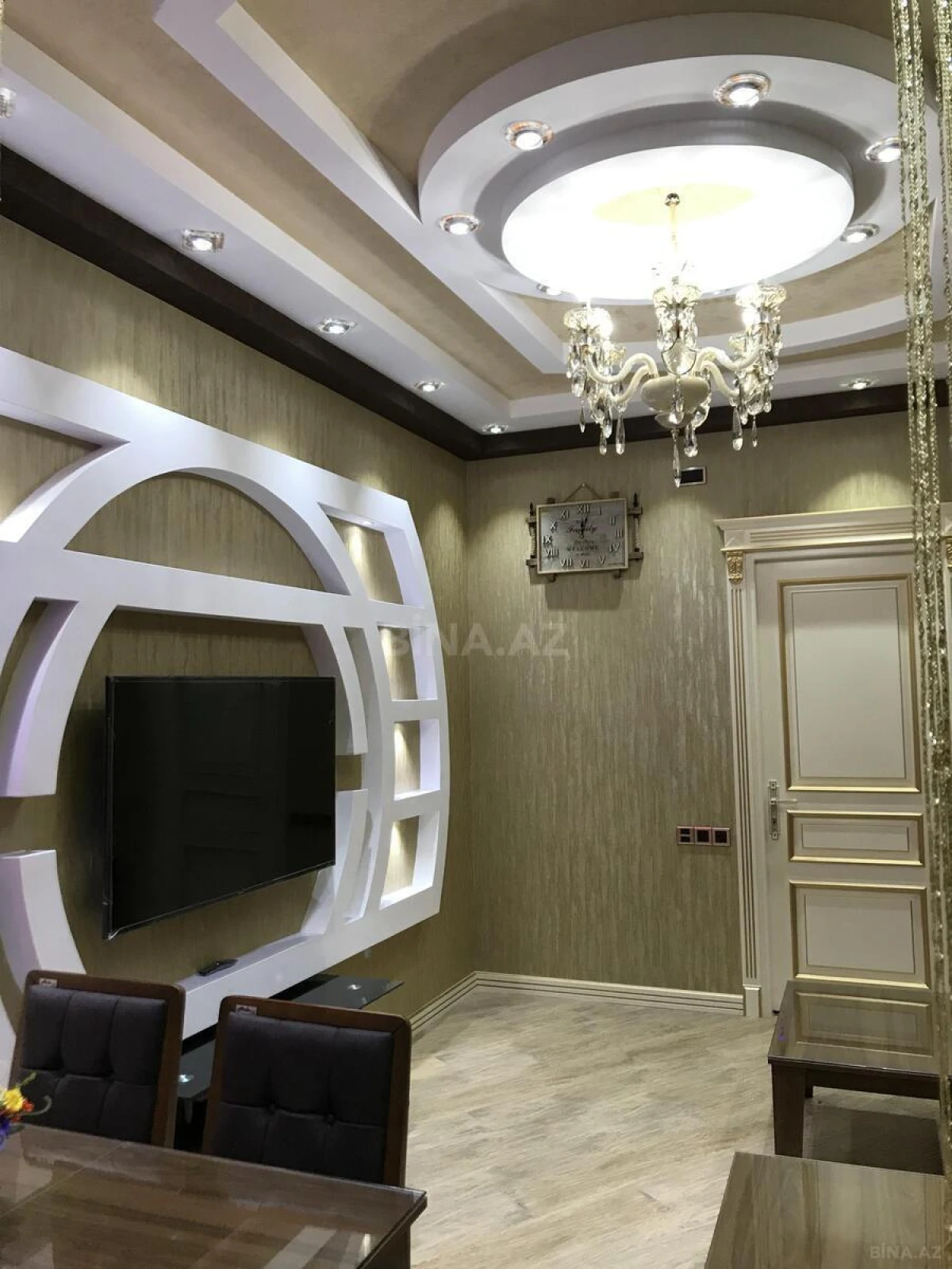 Kirayə verilir 2 otaqlı mənzil 55 m²