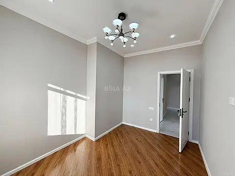 Satılır 2 otaqlı mənzil 79 m²