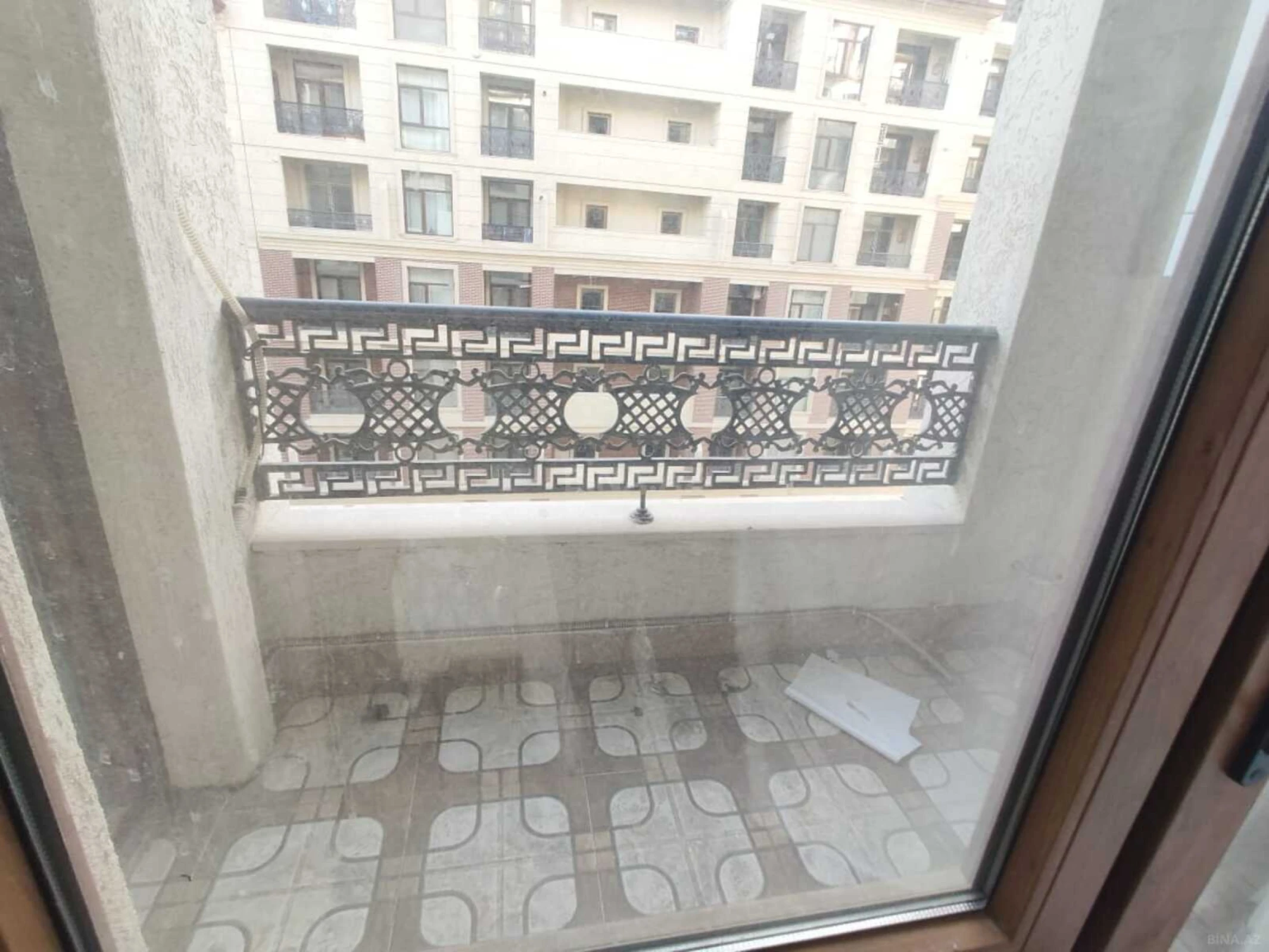 Kirayə verilir 2 otaqlı mənzil 65 m²