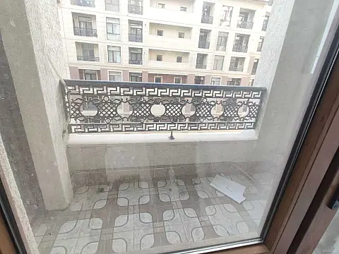 Kirayə verilir 2 otaqlı mənzil 65 m²