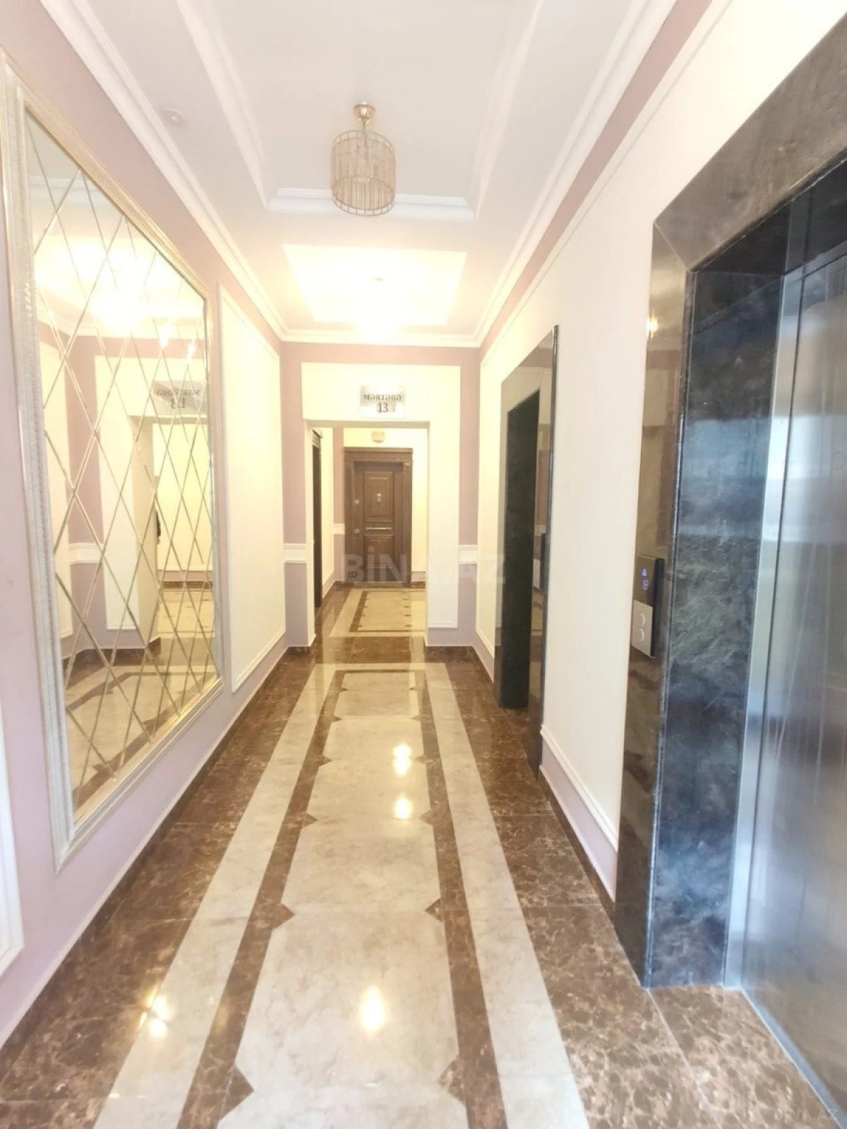 Kirayə verilir 2 otaqlı mənzil 65 m²