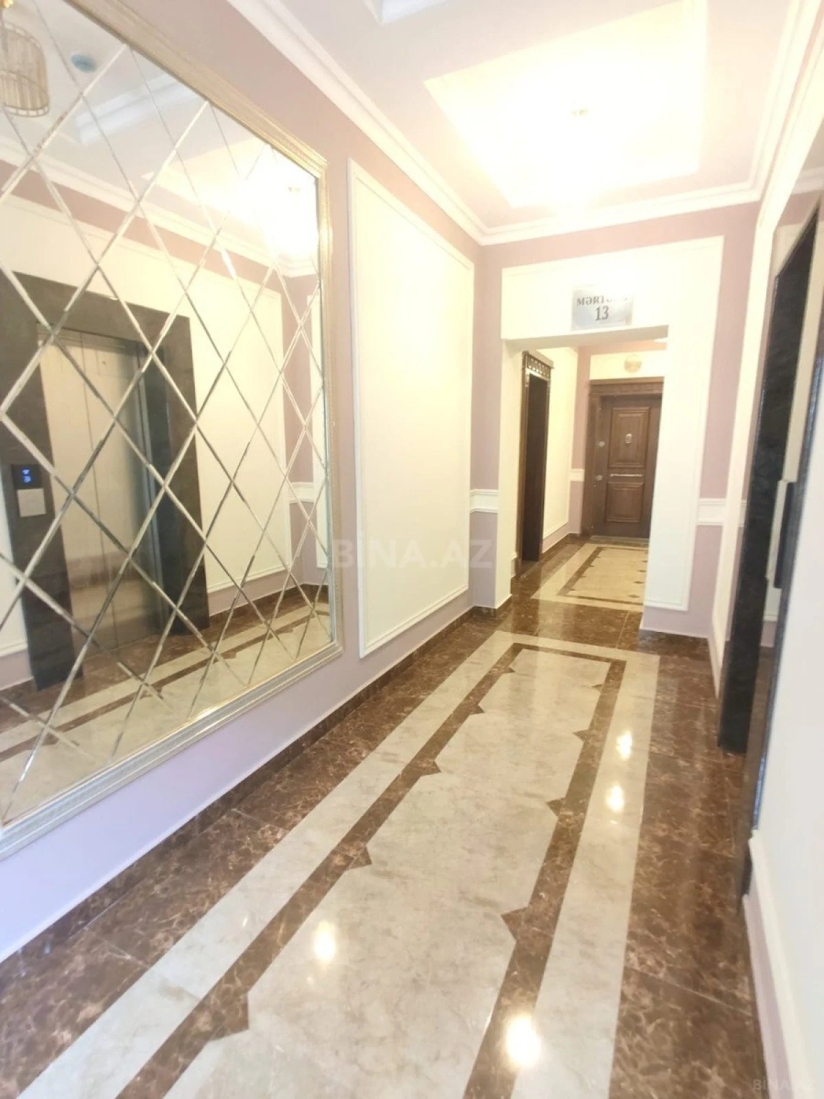 Kirayə verilir 2 otaqlı mənzil 65 m²