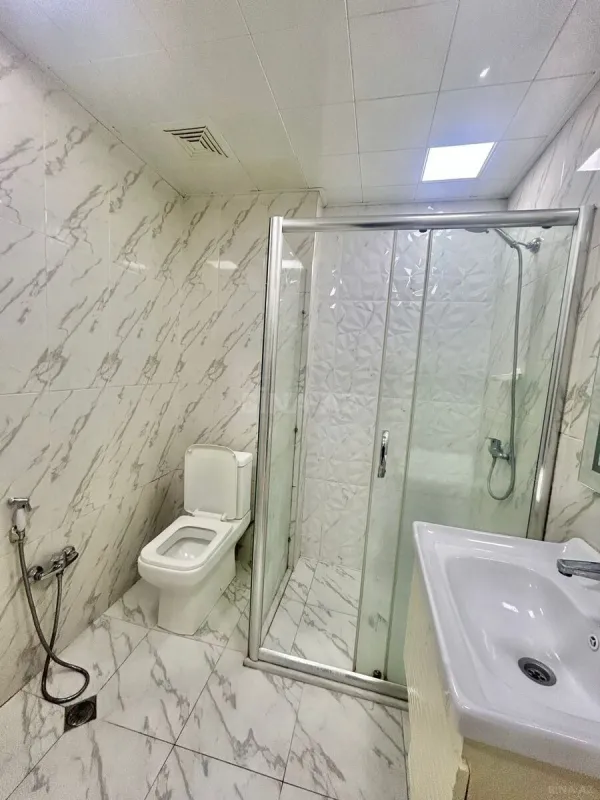 Kirayə verilir 2 otaqlı mənzil 65 m²