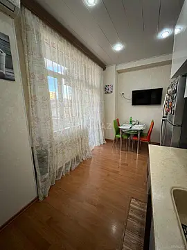 Satılır 3 otaqlı mənzil 110 m²