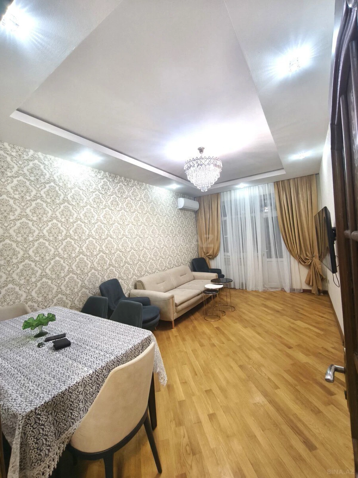 Satılır 2 otaqlı mənzil 60 m²
