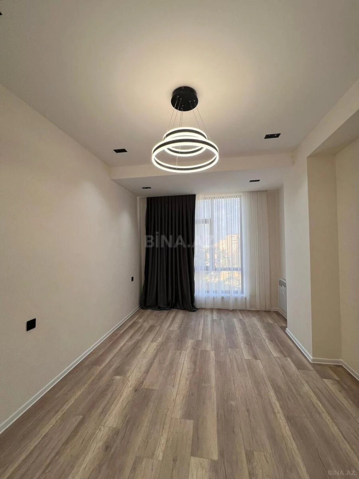 Satılır 3 otaqlı mənzil 79 m²