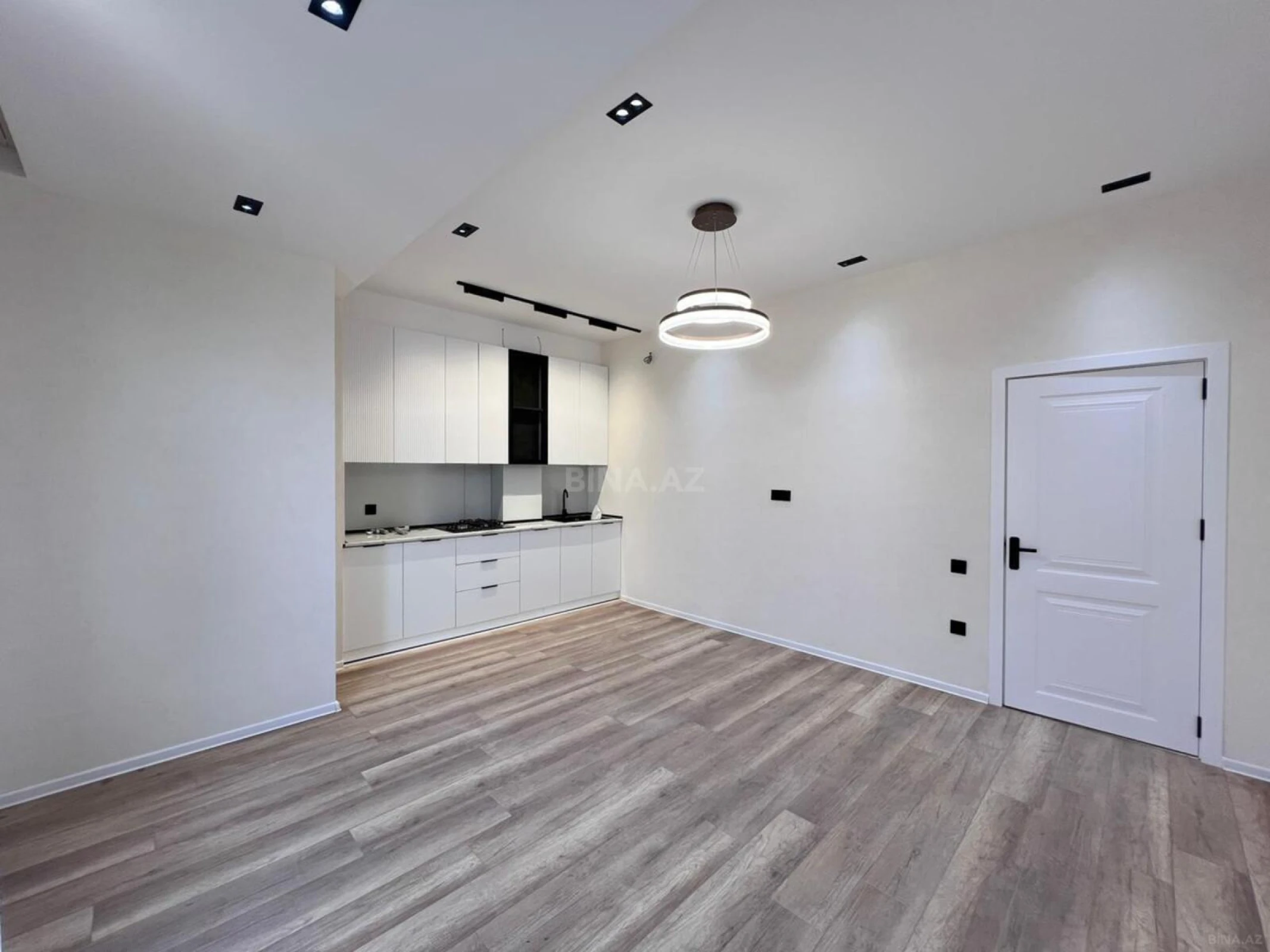 Satılır 3 otaqlı mənzil 79 m²