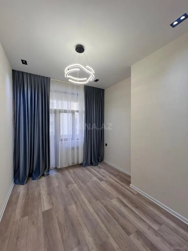 Satılır 3 otaqlı mənzil 79 m²