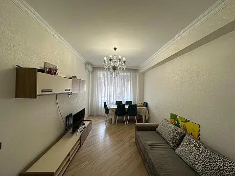 Satılır 2 otaqlı mənzil 63 m²