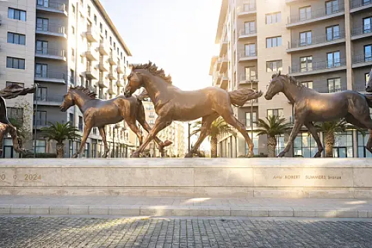 Satılır 4 otaqlı mənzil 180 m² — Bakı, Köhnə Günəşli 4 otaq 180.00 m²