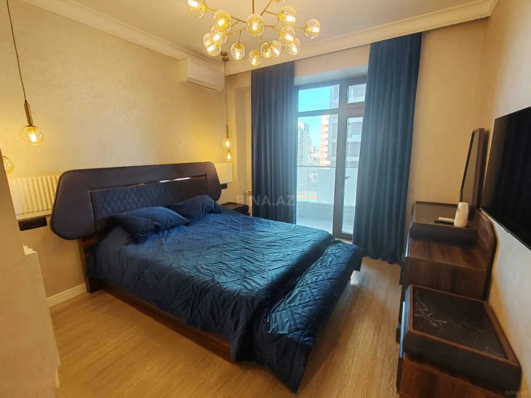Kirayə verilir 2 otaqlı mənzil 105 m²