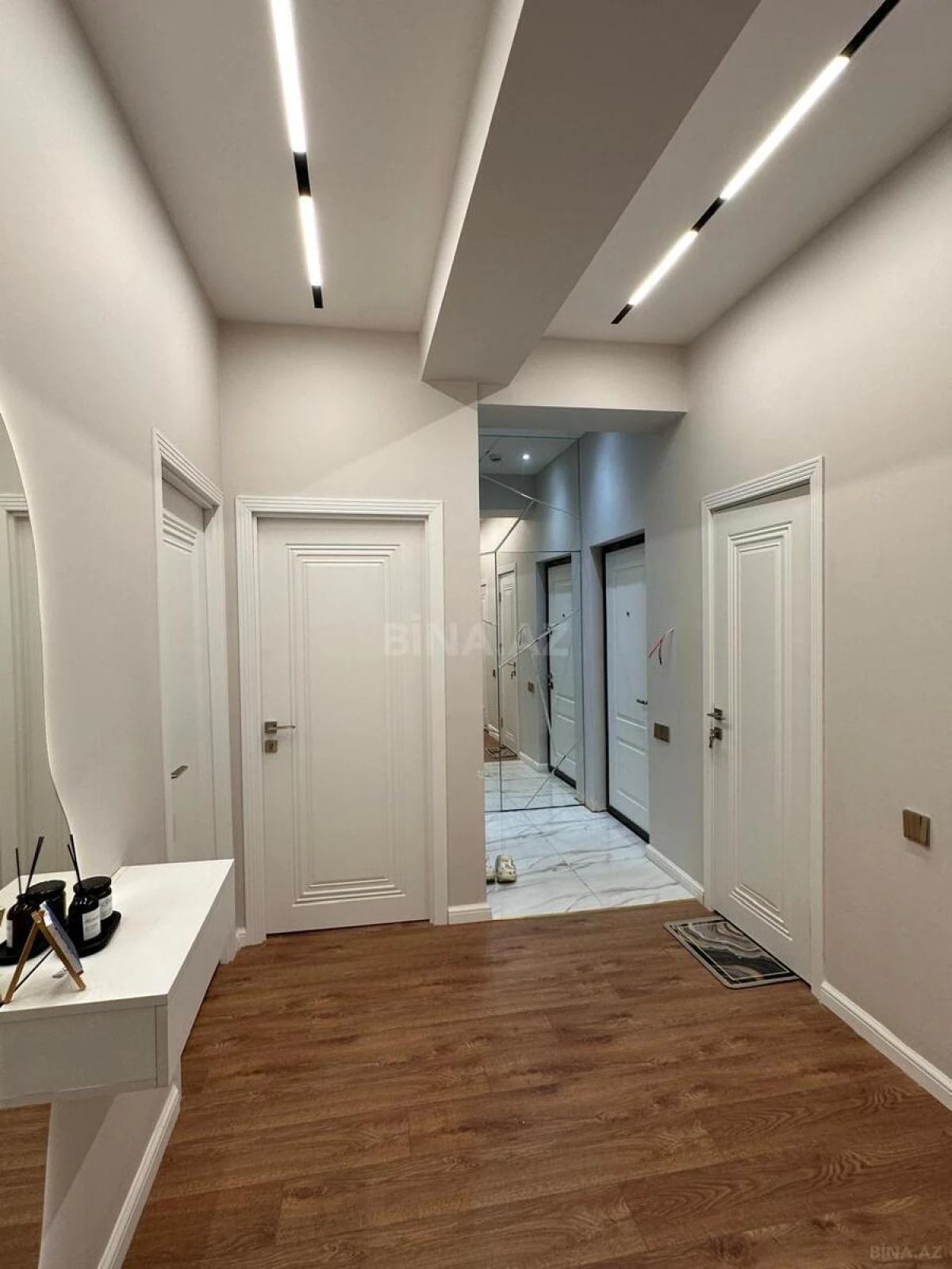 Satılır 3 otaqlı mənzil 84 m²