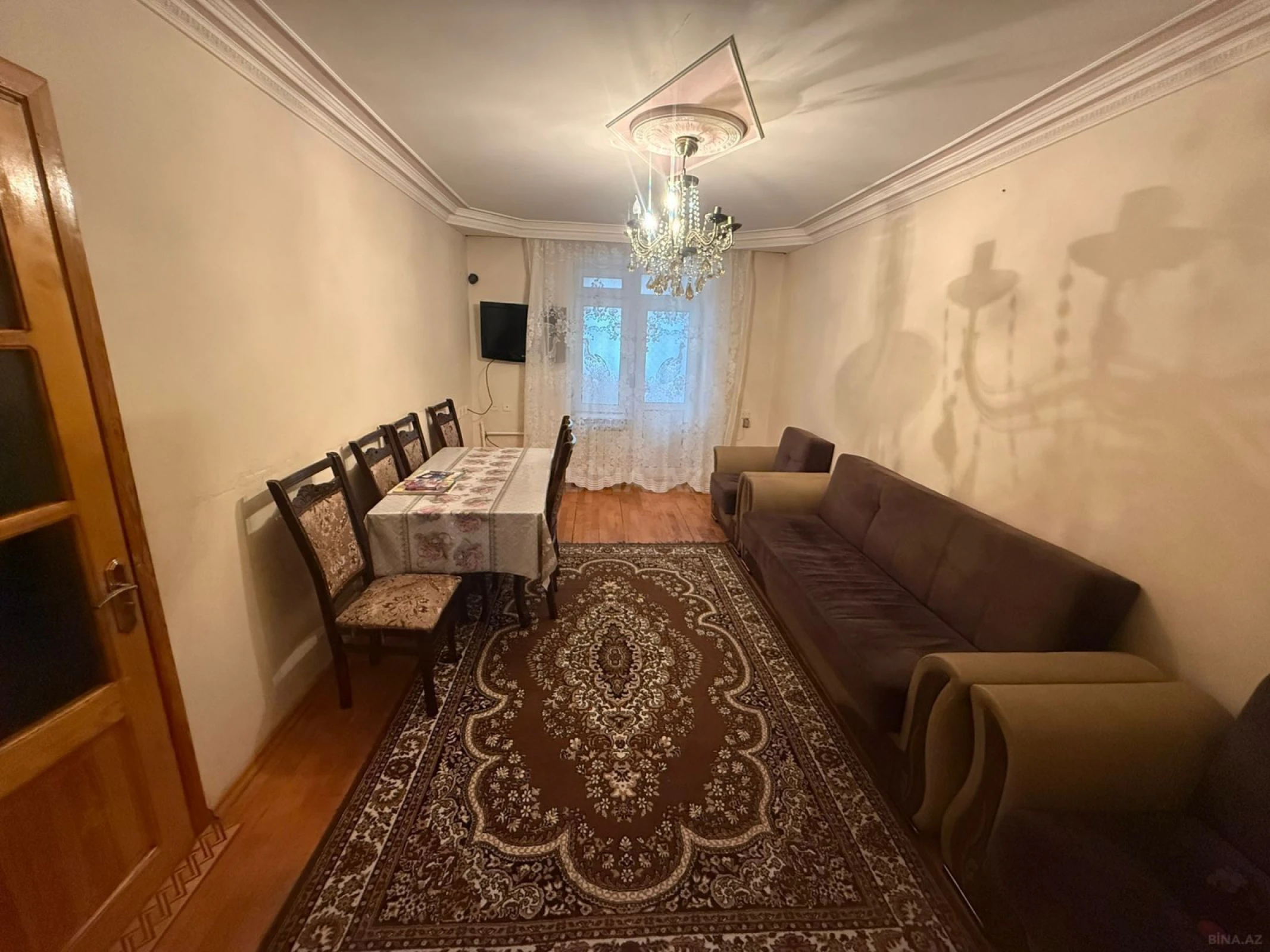 Kirayə verilir 2 otaqlı mənzil 60 m²