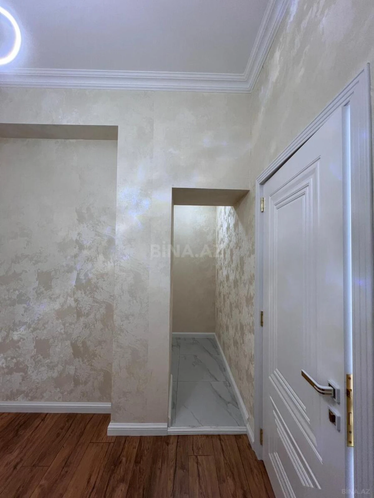 Satılır 3 otaqlı mənzil 79 m²