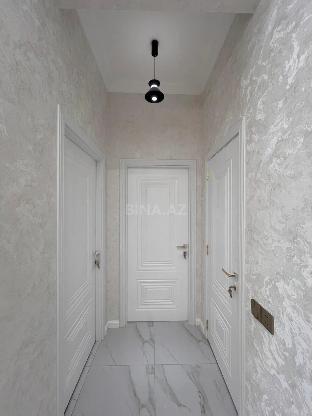 Satılır 3 otaqlı mənzil 79 m²