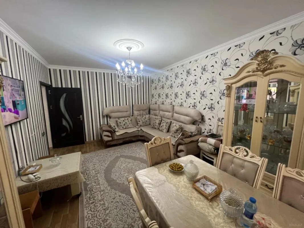 Satılır 4 otaqlı mənzil 90 m²