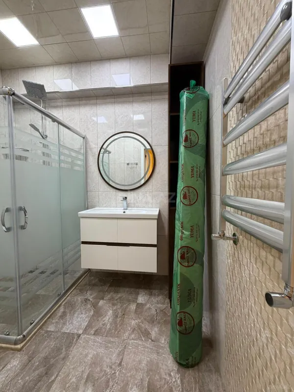 Kirayə verilir 2 otaqlı mənzil 90 m²