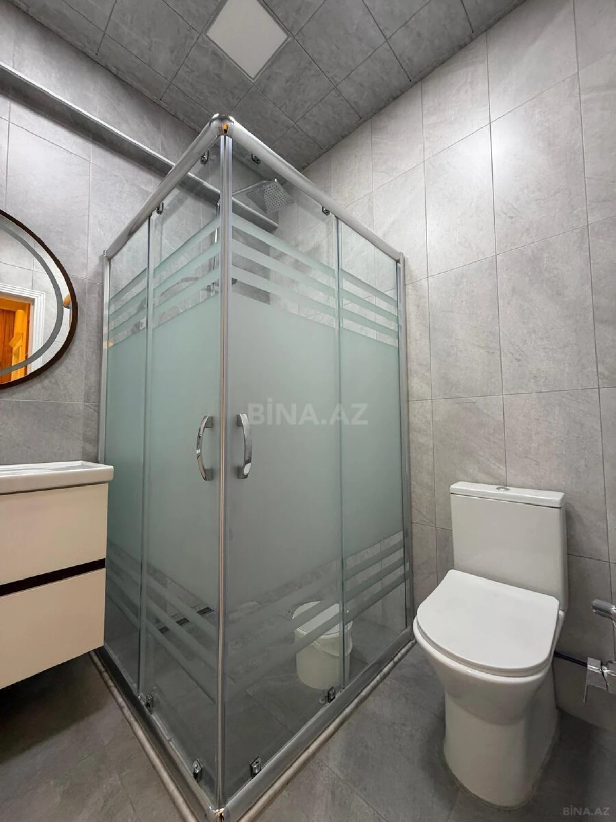 Kirayə verilir 2 otaqlı mənzil 90 m²