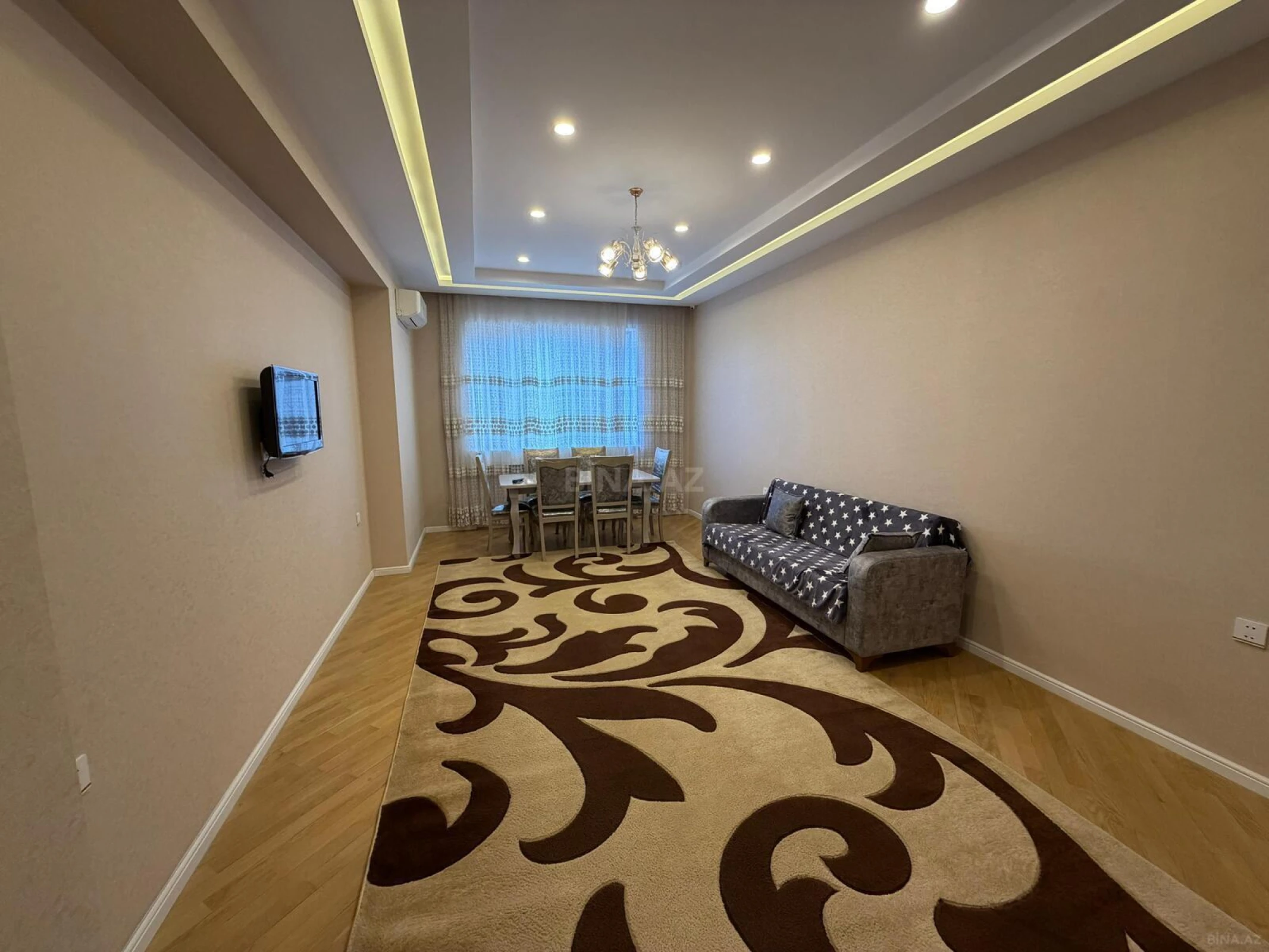 Kirayə verilir 2 otaqlı mənzil 90 m²