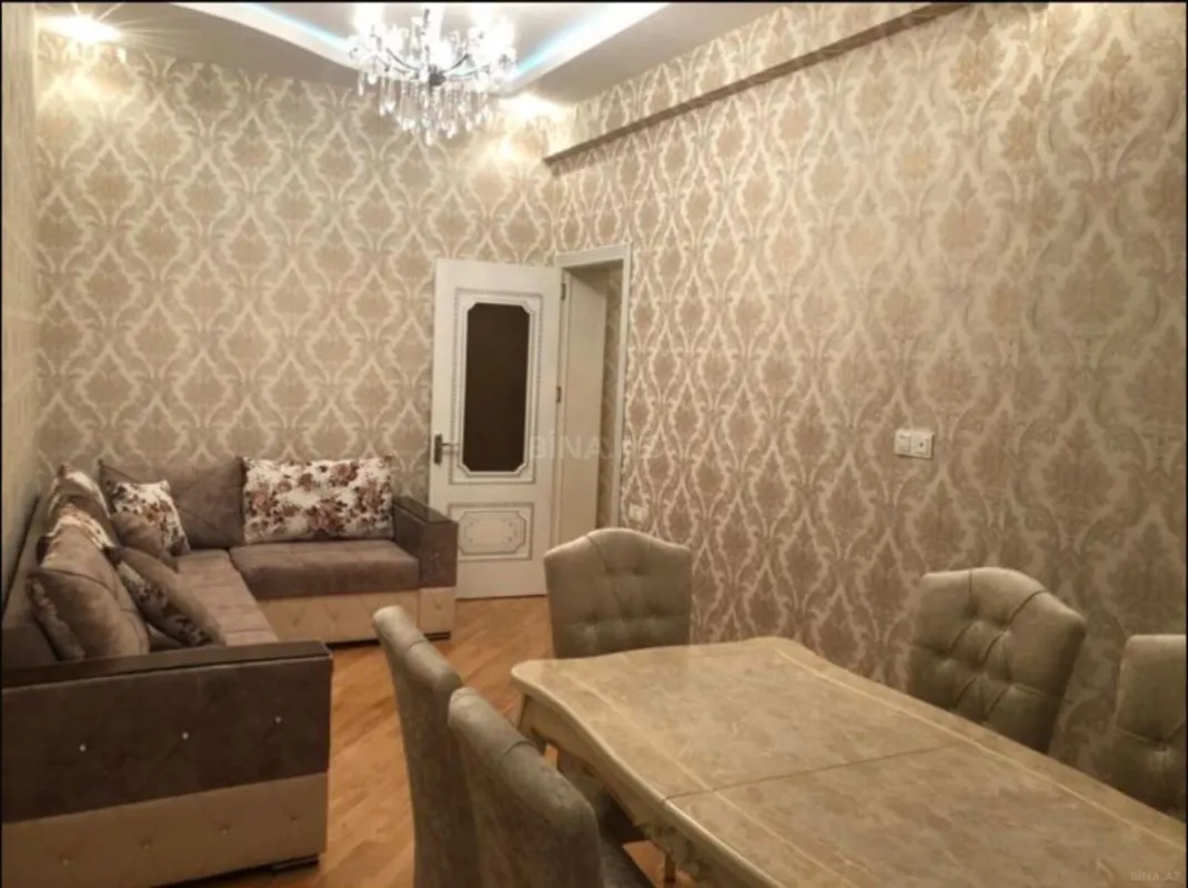 Kirayə verilir 2 otaqlı mənzil 75 m²