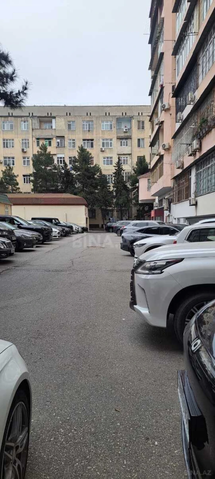 Kirayə verilir 3 otaqlı mənzil 110 m²