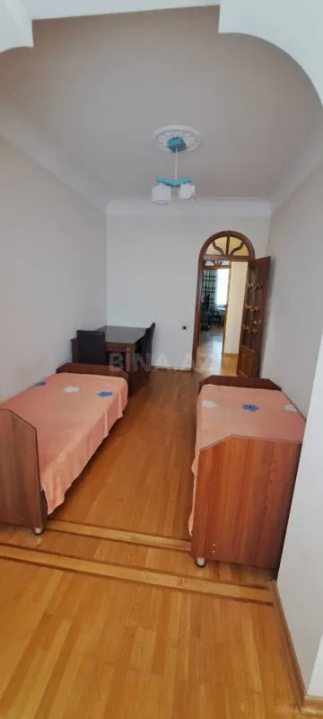 Kirayə verilir 3 otaqlı mənzil 110 m²