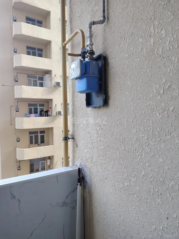 Satılır 2 otaqlı mənzil 57 m²