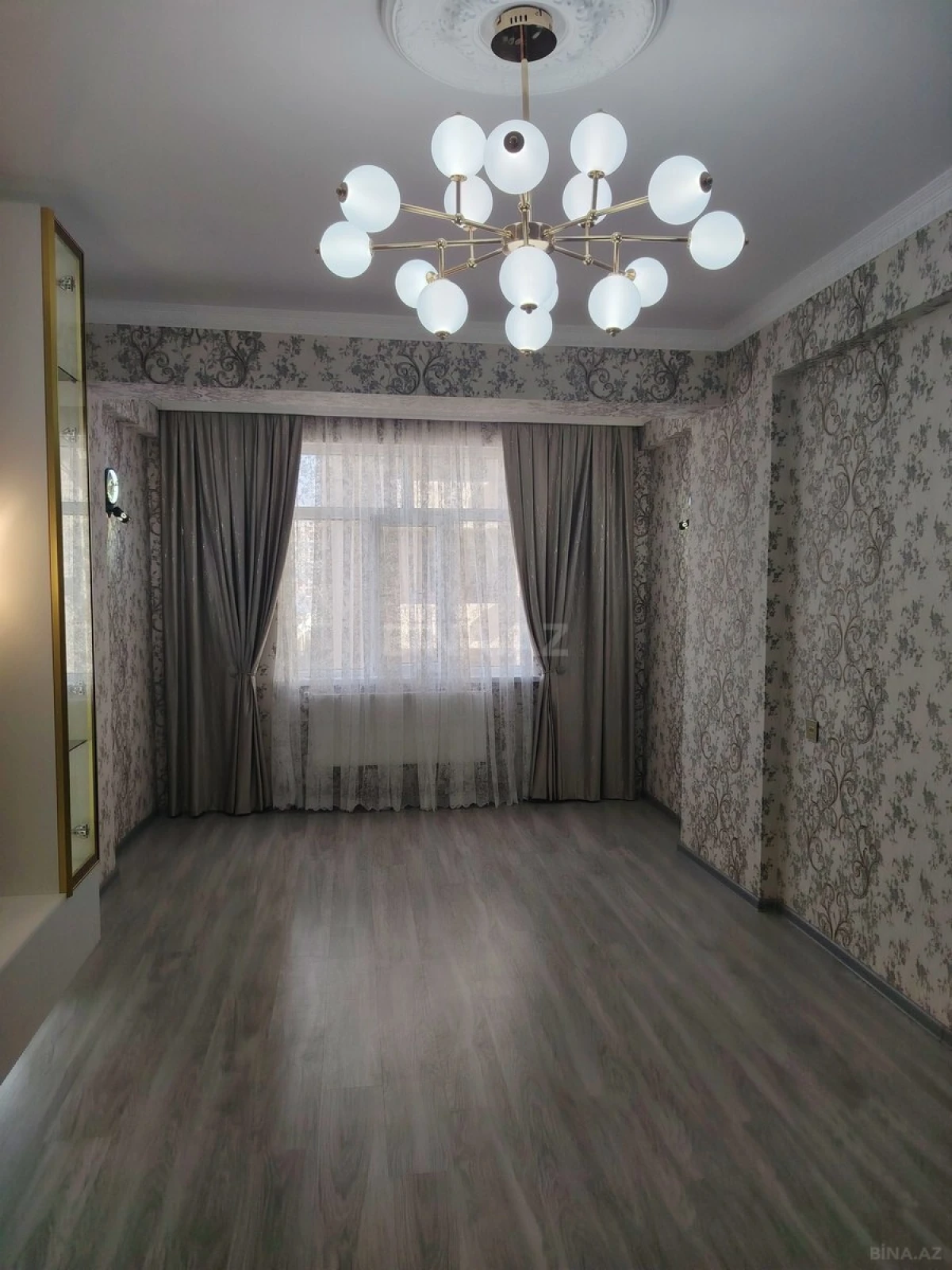 Satılır 2 otaqlı mənzil 57 m²