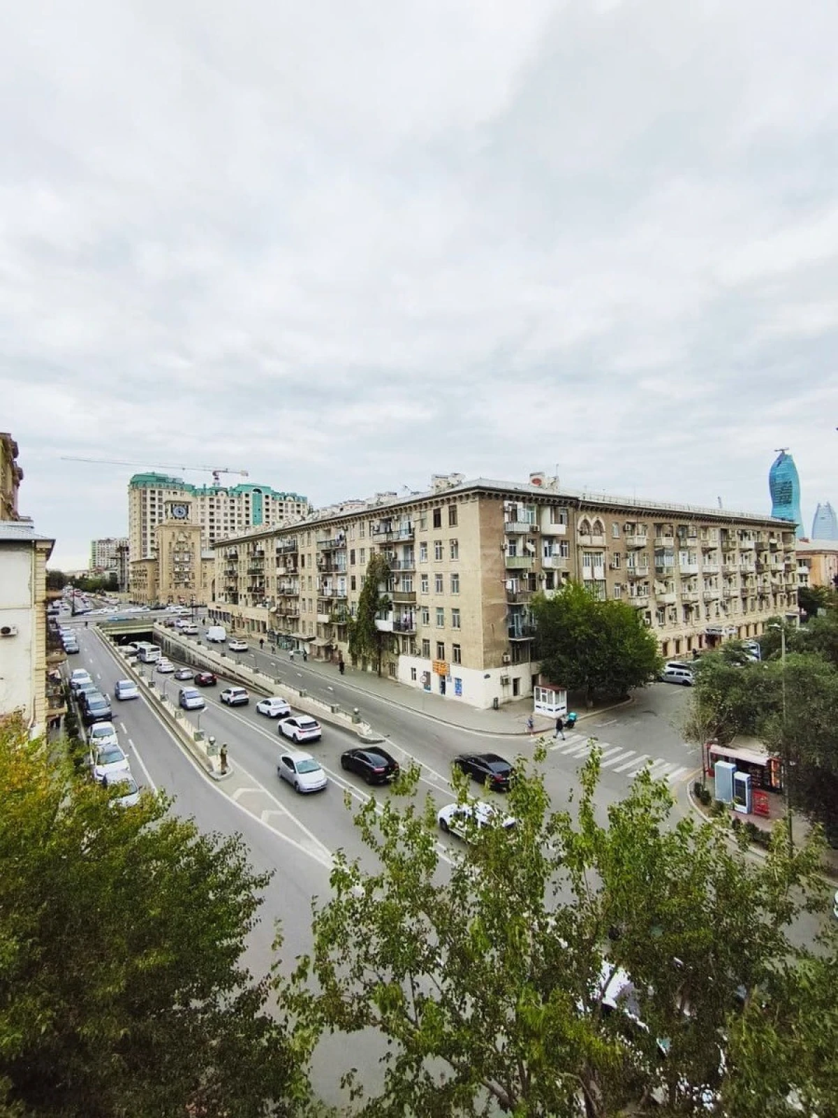 Satılır 3 otaqlı mənzil 85 m²