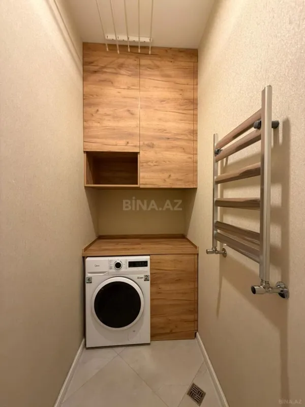 Kirayə verilir 2 otaqlı mənzil 110 m²