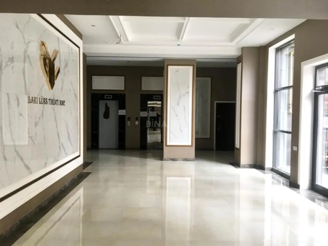 Satılır 2 otaqlı mənzil 70 m²