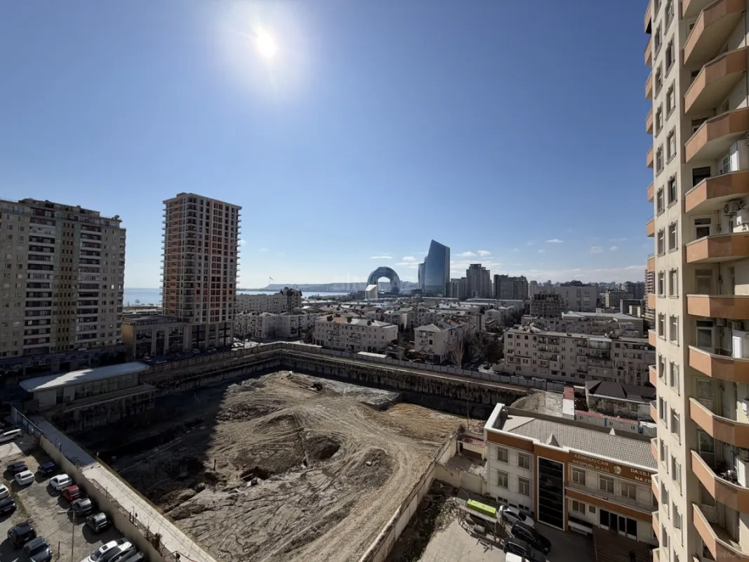 Satılır 2 otaqlı mənzil 70 m²