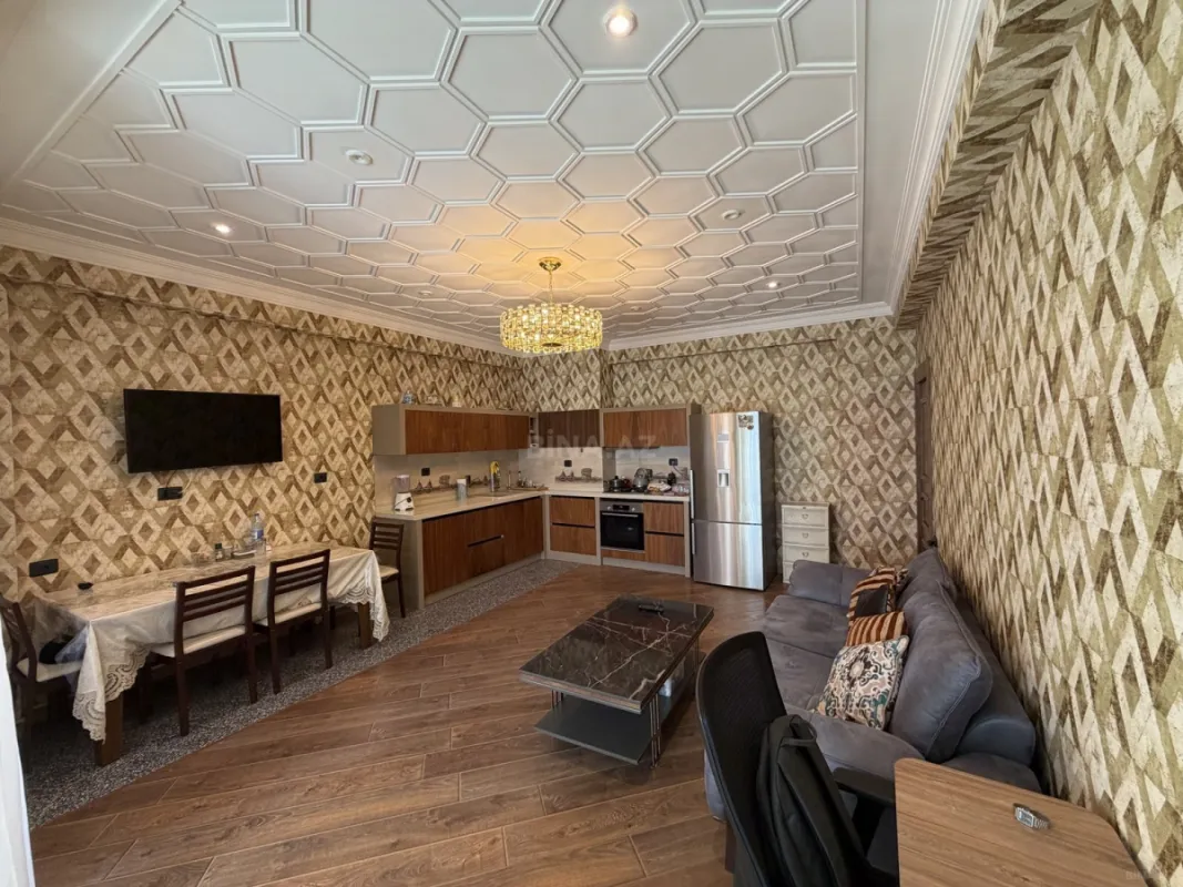 Satılır 2 otaqlı mənzil 70 m²