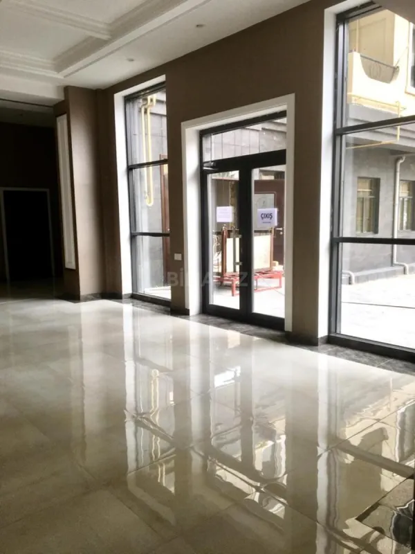 Satılır 2 otaqlı mənzil 70 m²